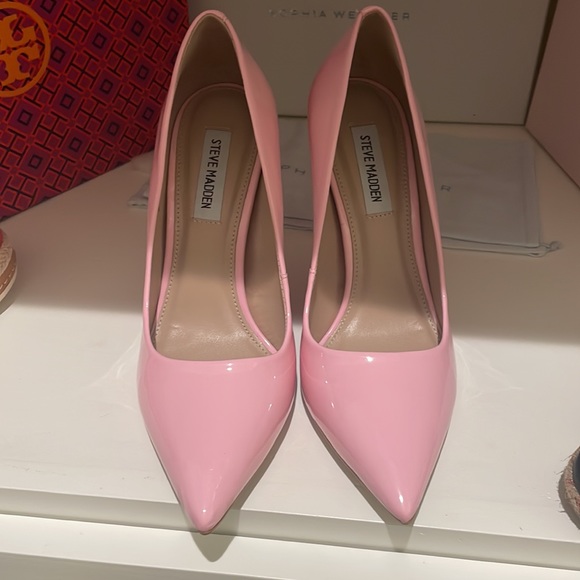 Barbie pink Steve Madden pumps size 8 - Picture 2 of 6